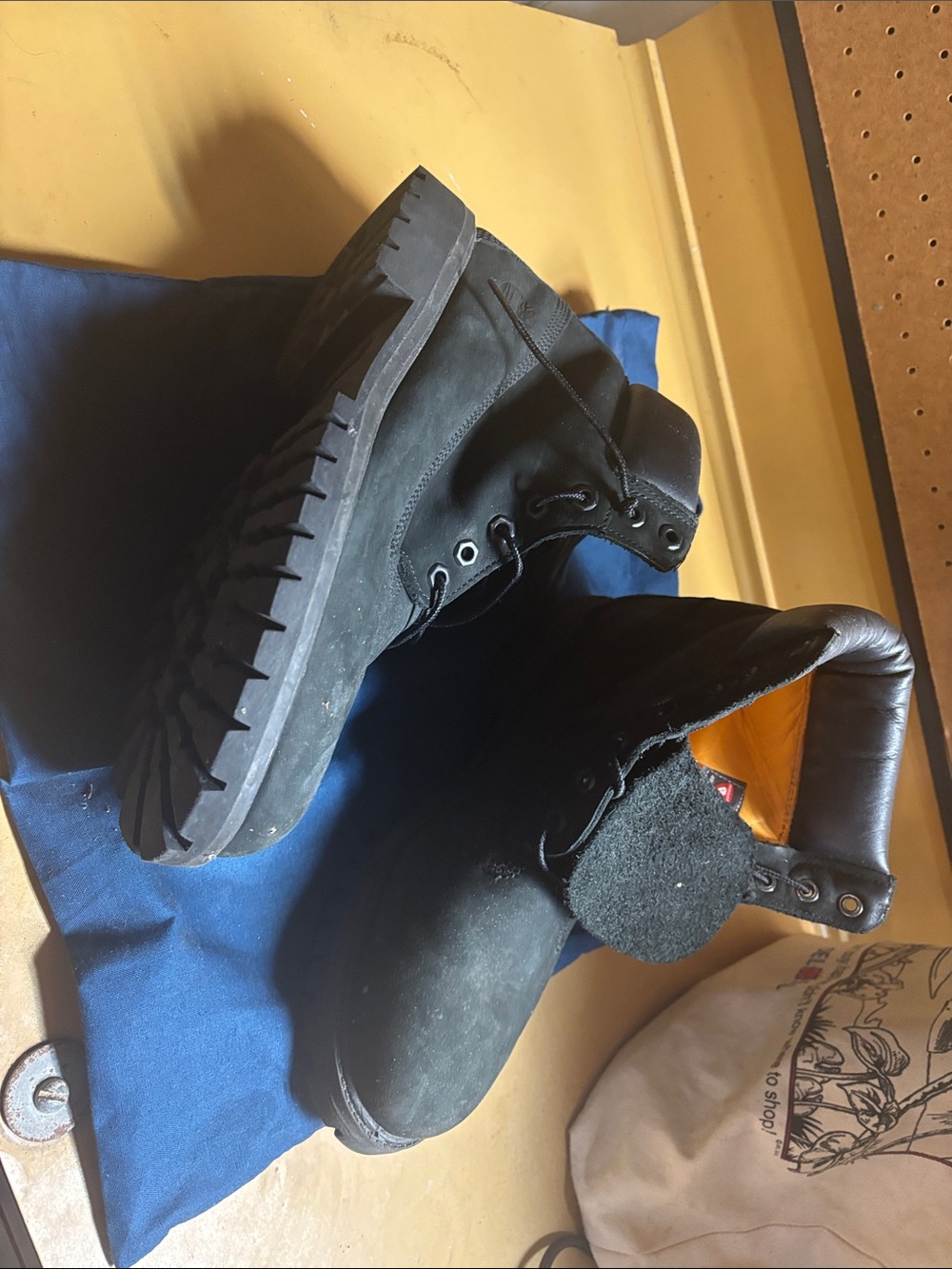 Timberland Black Lace-Up Men's Rugged Boots